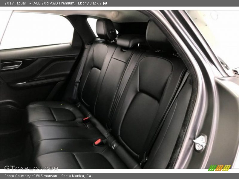 Ebony Black / Jet 2017 Jaguar F-PACE 20d AWD Premium