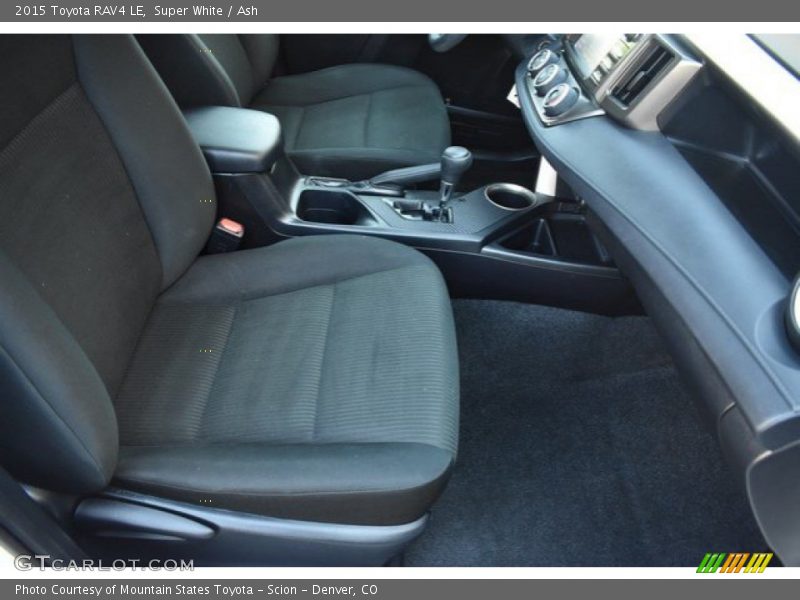 Super White / Ash 2015 Toyota RAV4 LE