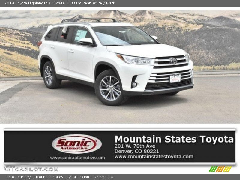 Blizzard Pearl White / Black 2019 Toyota Highlander XLE AWD