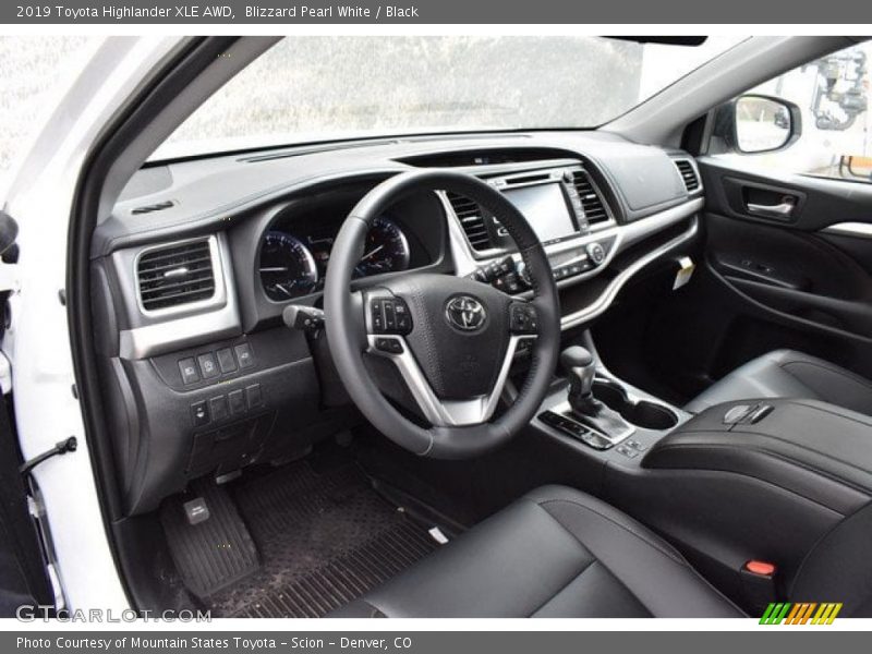Blizzard Pearl White / Black 2019 Toyota Highlander XLE AWD
