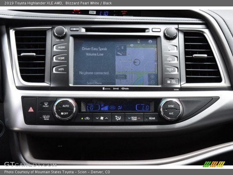 Blizzard Pearl White / Black 2019 Toyota Highlander XLE AWD