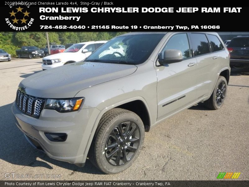 Sting-Gray / Black 2019 Jeep Grand Cherokee Laredo 4x4