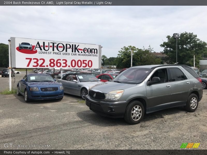 Light Spiral Gray Metallic / Light Gray 2004 Buick Rendezvous CX AWD