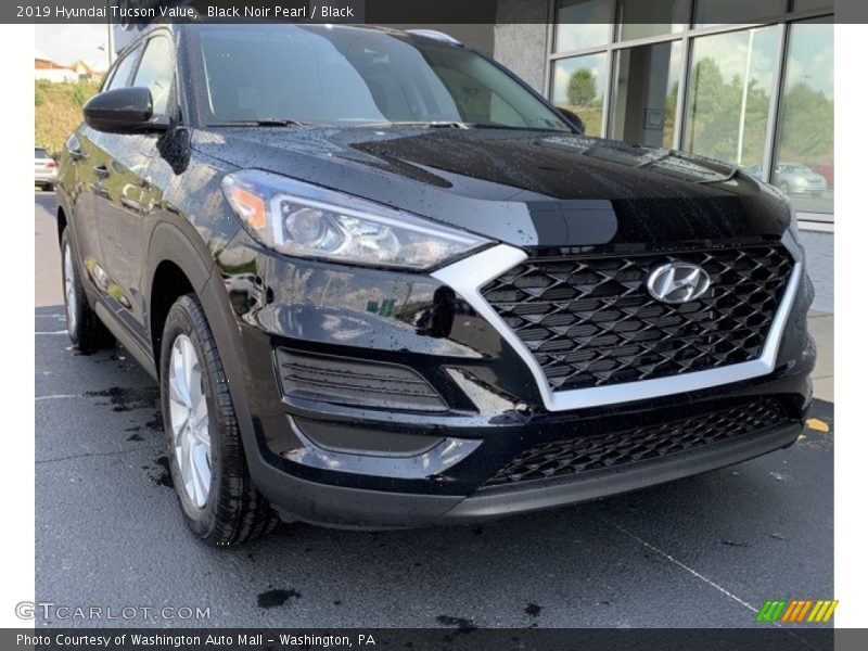 Black Noir Pearl / Black 2019 Hyundai Tucson Value