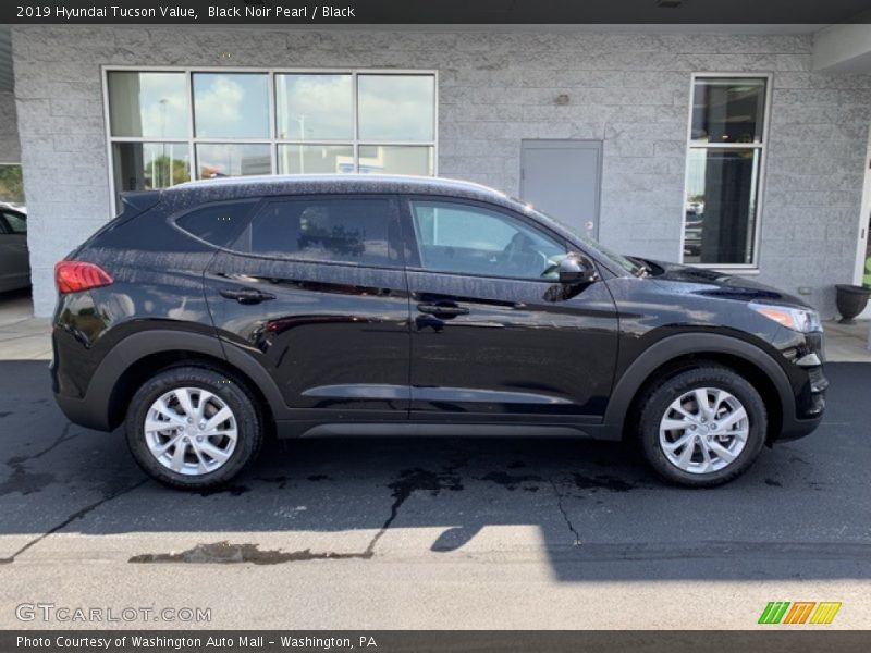 Black Noir Pearl / Black 2019 Hyundai Tucson Value