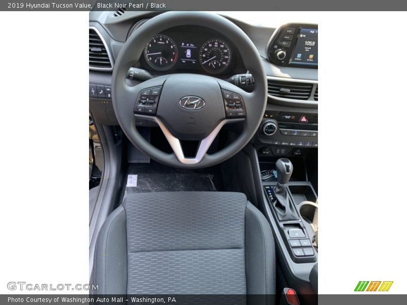 Black Noir Pearl / Black 2019 Hyundai Tucson Value