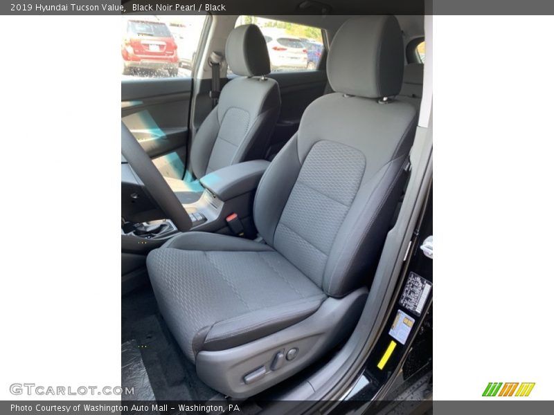 Black Noir Pearl / Black 2019 Hyundai Tucson Value