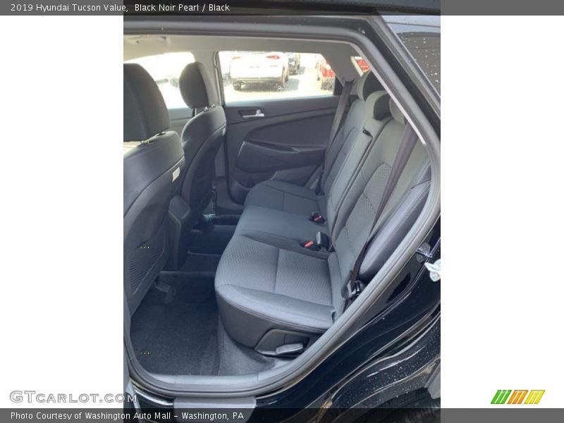 Black Noir Pearl / Black 2019 Hyundai Tucson Value