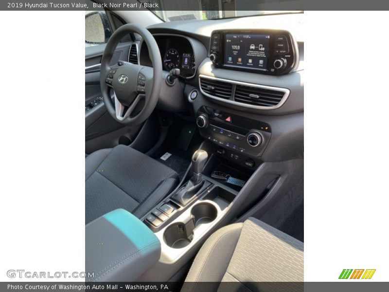 Black Noir Pearl / Black 2019 Hyundai Tucson Value