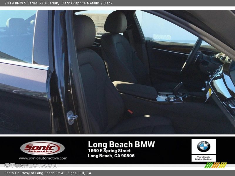 Dark Graphite Metallic / Black 2019 BMW 5 Series 530i Sedan