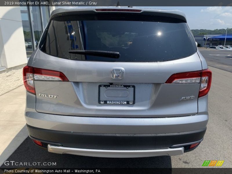 Lunar Silver Metallic / Gray 2019 Honda Pilot EX AWD