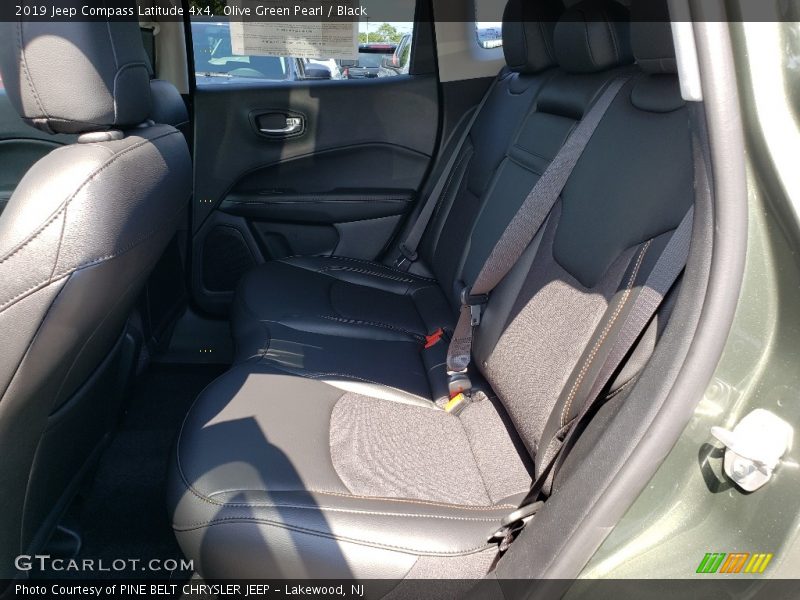 Olive Green Pearl / Black 2019 Jeep Compass Latitude 4x4