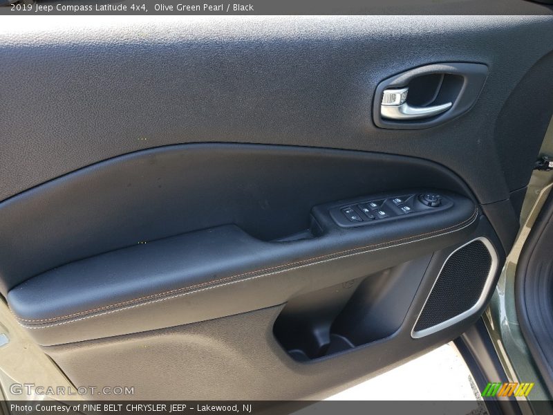 Olive Green Pearl / Black 2019 Jeep Compass Latitude 4x4