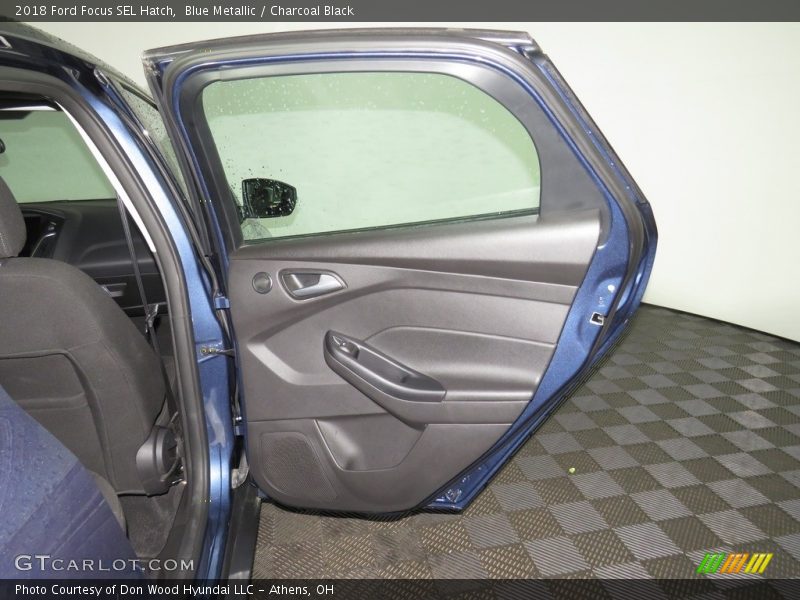 Blue Metallic / Charcoal Black 2018 Ford Focus SEL Hatch