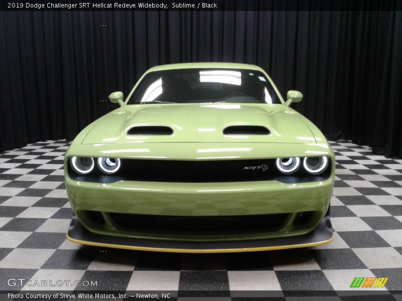 Sublime / Black 2019 Dodge Challenger SRT Hellcat Redeye Widebody