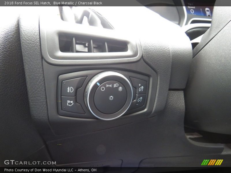 Blue Metallic / Charcoal Black 2018 Ford Focus SEL Hatch