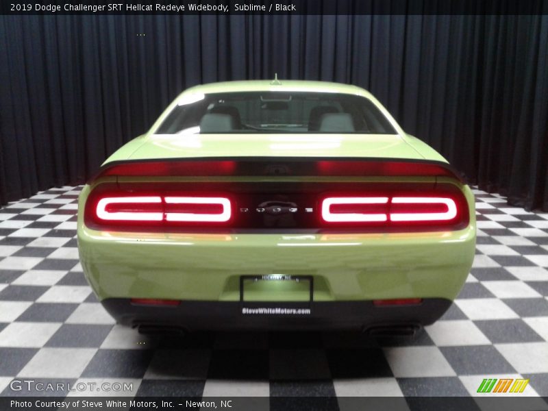 Sublime / Black 2019 Dodge Challenger SRT Hellcat Redeye Widebody