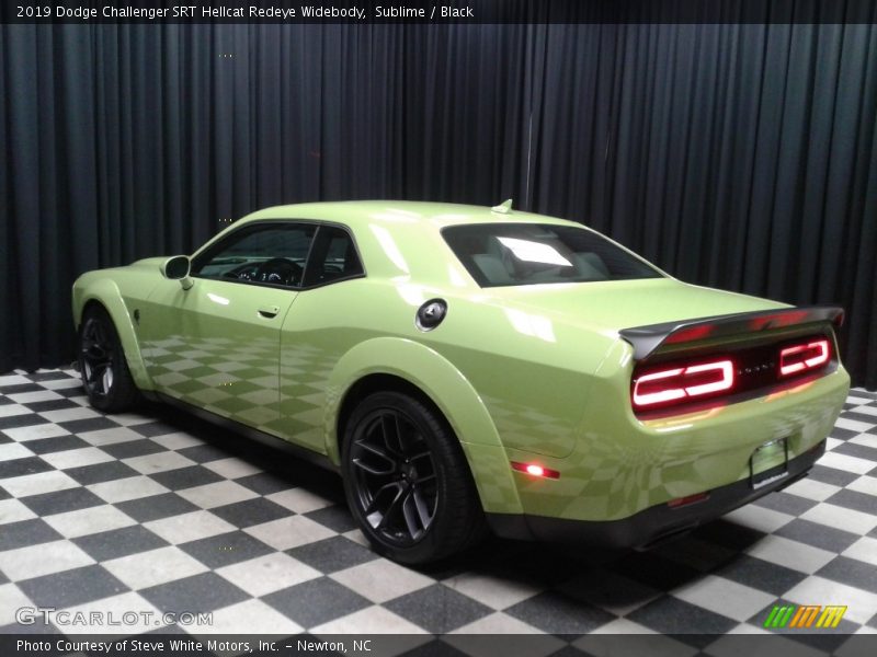 Sublime / Black 2019 Dodge Challenger SRT Hellcat Redeye Widebody