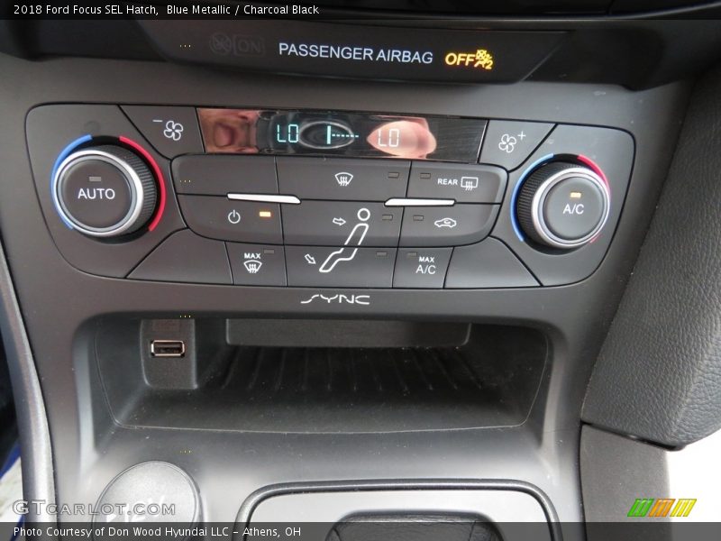 Blue Metallic / Charcoal Black 2018 Ford Focus SEL Hatch