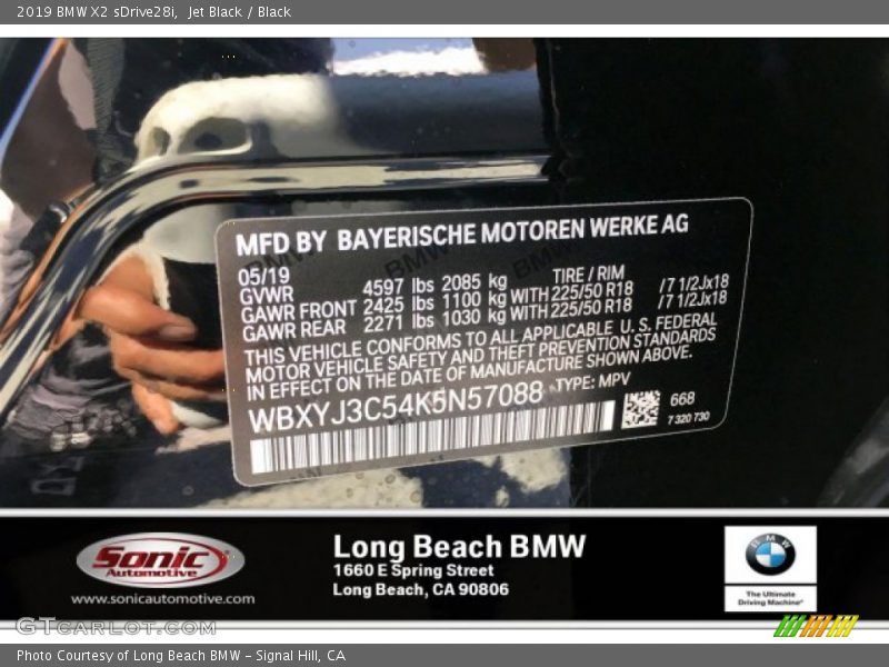 Jet Black / Black 2019 BMW X2 sDrive28i