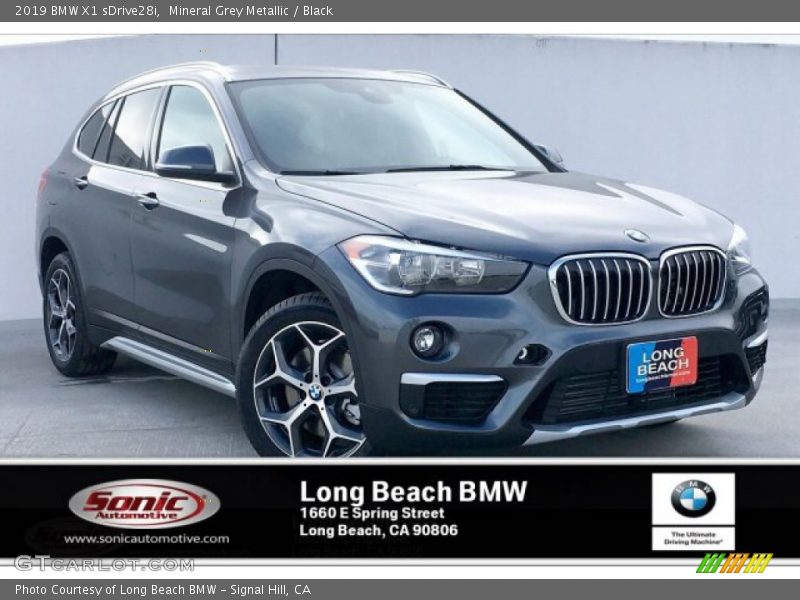 Mineral Grey Metallic / Black 2019 BMW X1 sDrive28i