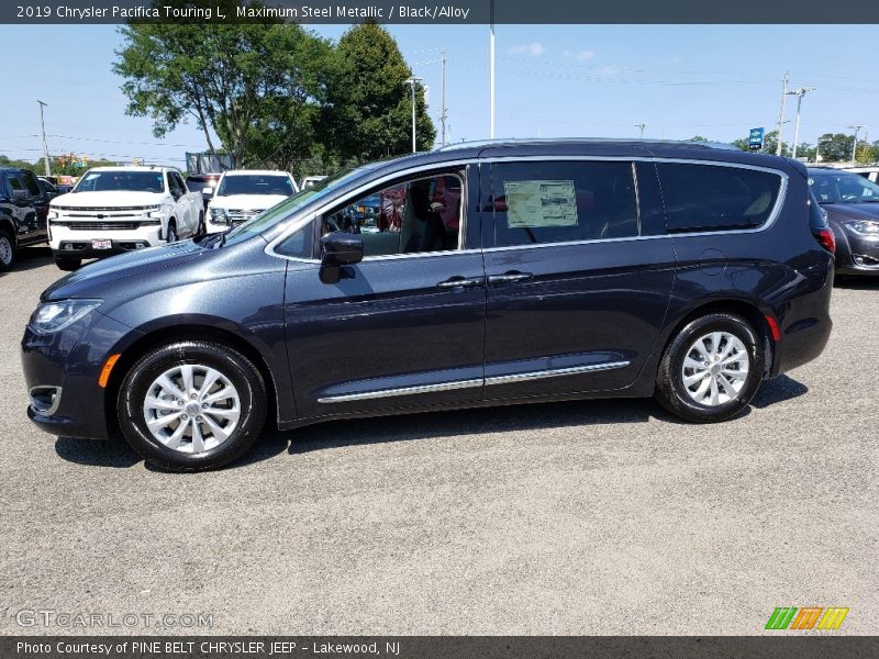 Maximum Steel Metallic / Black/Alloy 2019 Chrysler Pacifica Touring L