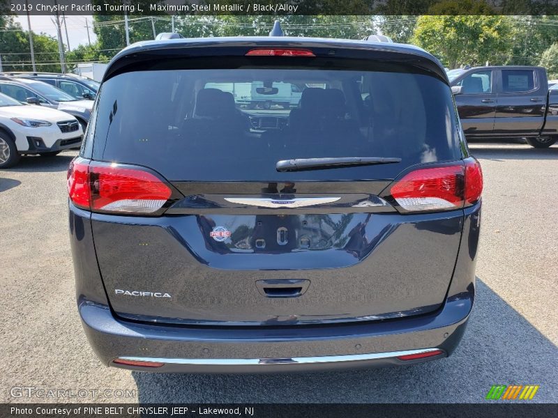 Maximum Steel Metallic / Black/Alloy 2019 Chrysler Pacifica Touring L