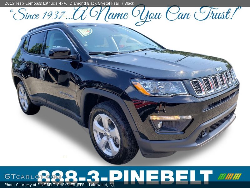 Diamond Black Crystal Pearl / Black 2019 Jeep Compass Latitude 4x4