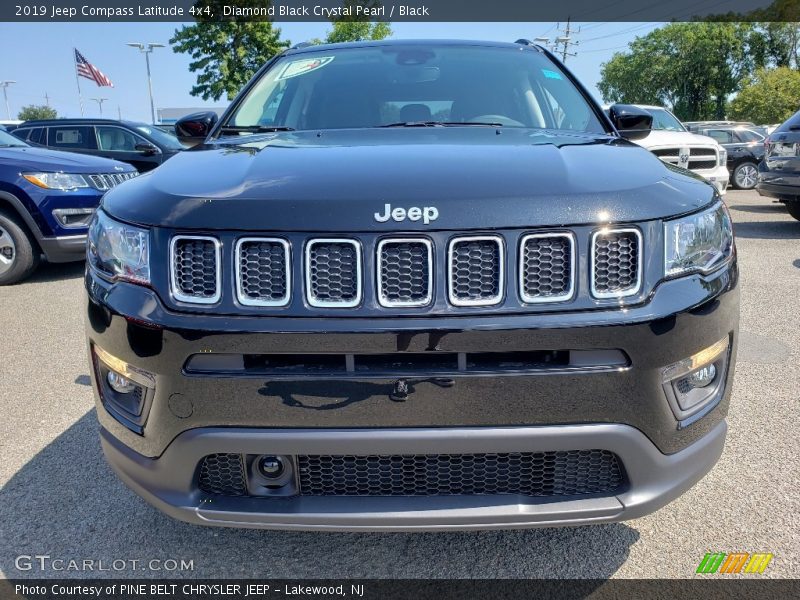 Diamond Black Crystal Pearl / Black 2019 Jeep Compass Latitude 4x4