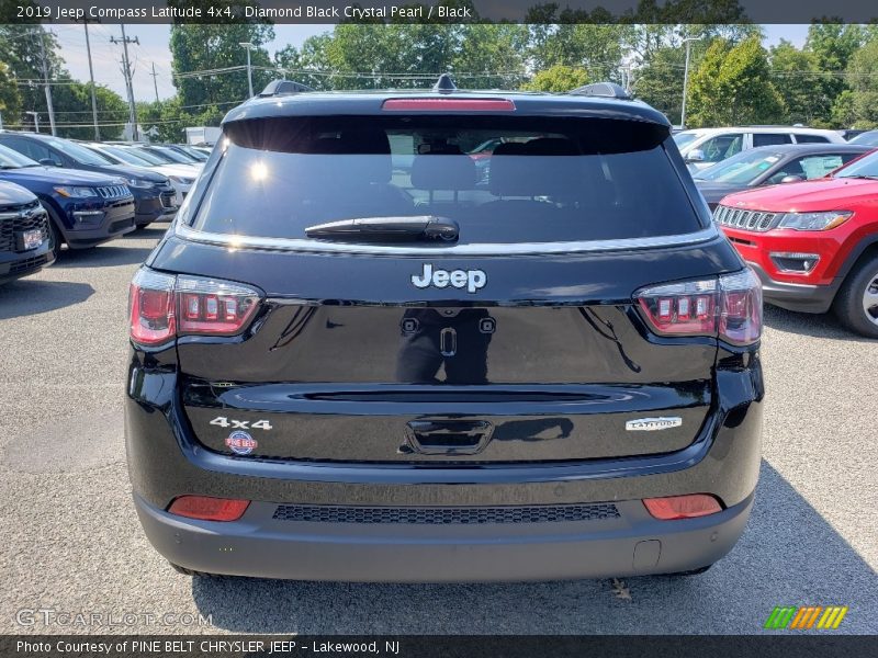 Diamond Black Crystal Pearl / Black 2019 Jeep Compass Latitude 4x4