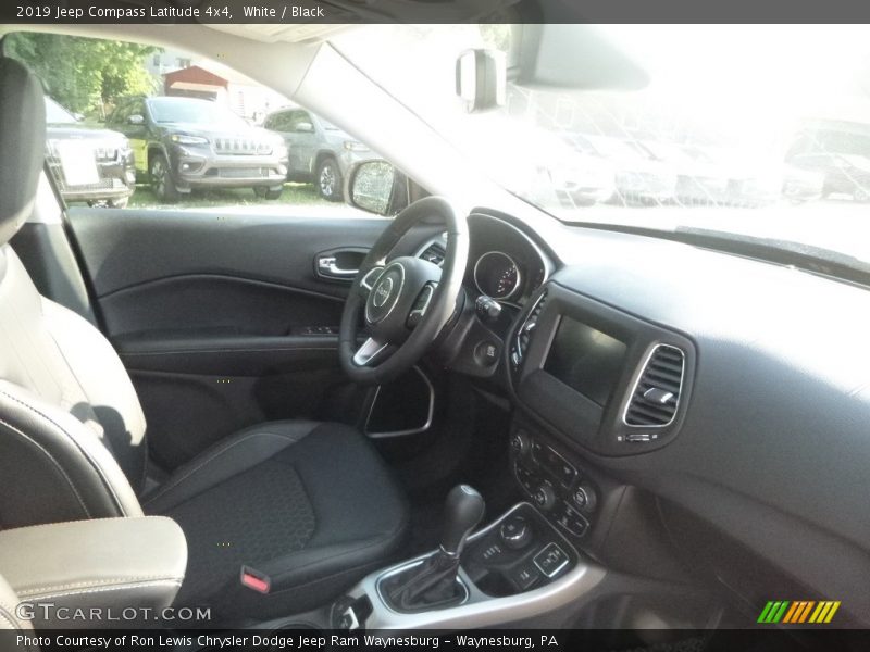White / Black 2019 Jeep Compass Latitude 4x4