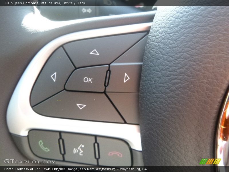 White / Black 2019 Jeep Compass Latitude 4x4