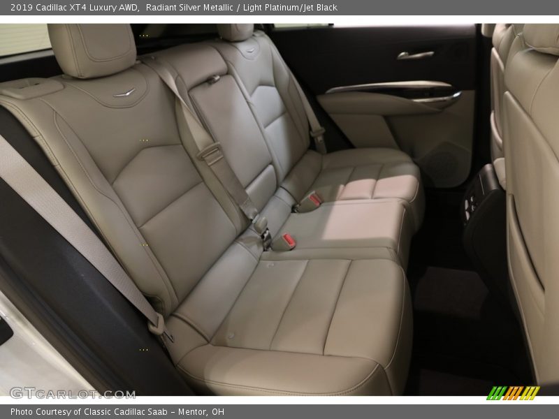 Radiant Silver Metallic / Light Platinum/Jet Black 2019 Cadillac XT4 Luxury AWD