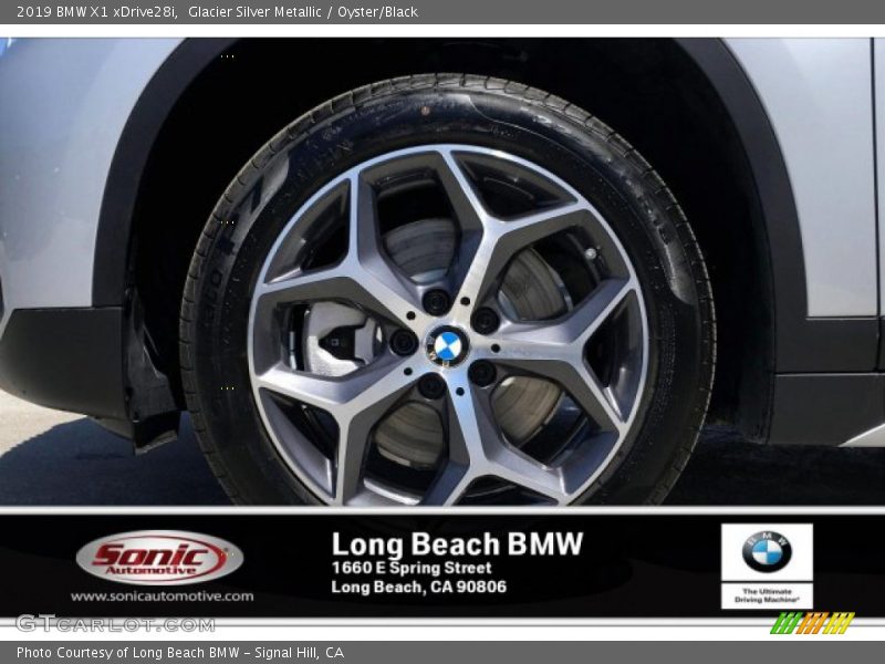 Glacier Silver Metallic / Oyster/Black 2019 BMW X1 xDrive28i