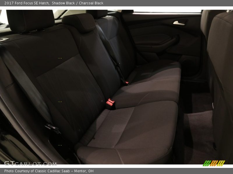 Shadow Black / Charcoal Black 2017 Ford Focus SE Hatch