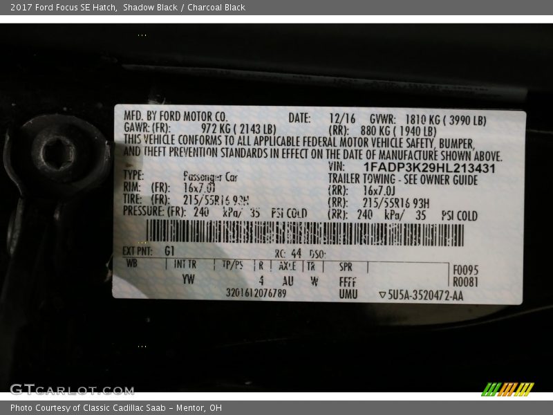 Shadow Black / Charcoal Black 2017 Ford Focus SE Hatch
