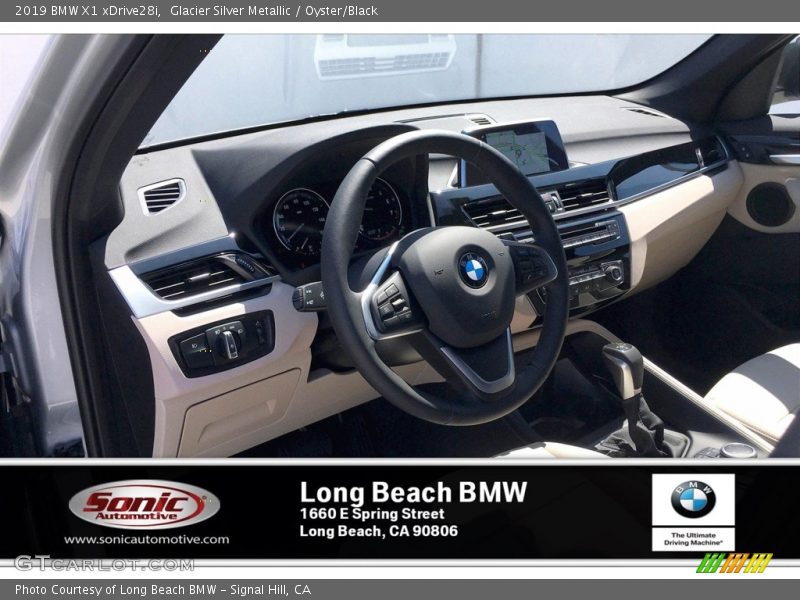 Glacier Silver Metallic / Oyster/Black 2019 BMW X1 xDrive28i