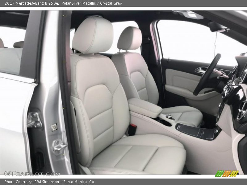 Polar Silver Metallic / Crystal Grey 2017 Mercedes-Benz B 250e