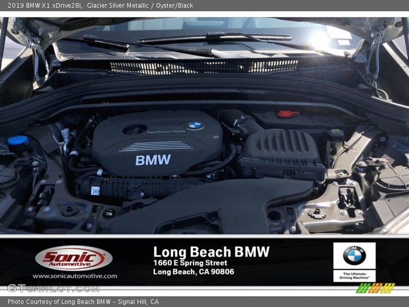 Glacier Silver Metallic / Oyster/Black 2019 BMW X1 xDrive28i