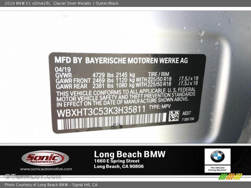 Glacier Silver Metallic / Oyster/Black 2019 BMW X1 xDrive28i