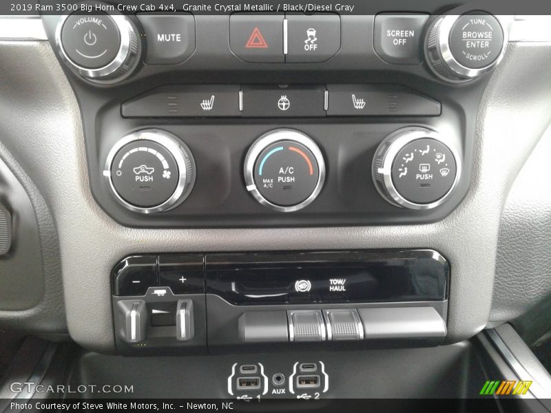 Granite Crystal Metallic / Black/Diesel Gray 2019 Ram 3500 Big Horn Crew Cab 4x4