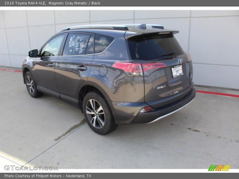 Magnetic Gray Metallic / Black 2016 Toyota RAV4 XLE