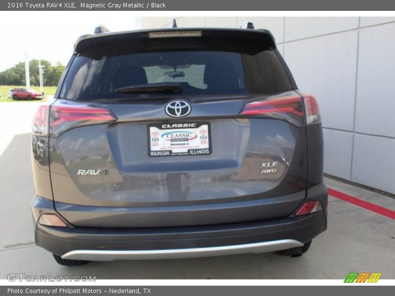 Magnetic Gray Metallic / Black 2016 Toyota RAV4 XLE