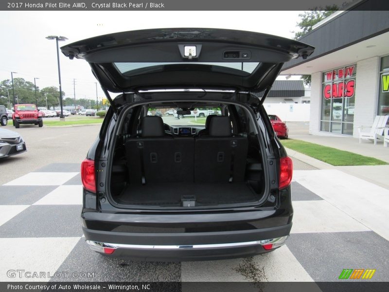 Crystal Black Pearl / Black 2017 Honda Pilot Elite AWD