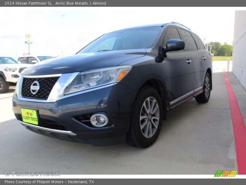 Arctic Blue Metallic / Almond 2014 Nissan Pathfinder SL