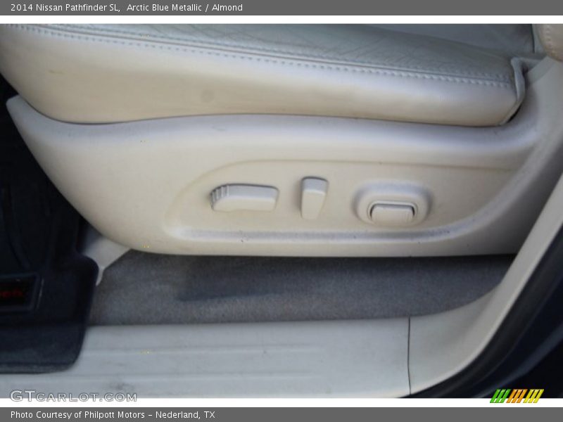 Arctic Blue Metallic / Almond 2014 Nissan Pathfinder SL