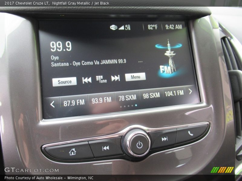 Nightfall Gray Metallic / Jet Black 2017 Chevrolet Cruze LT
