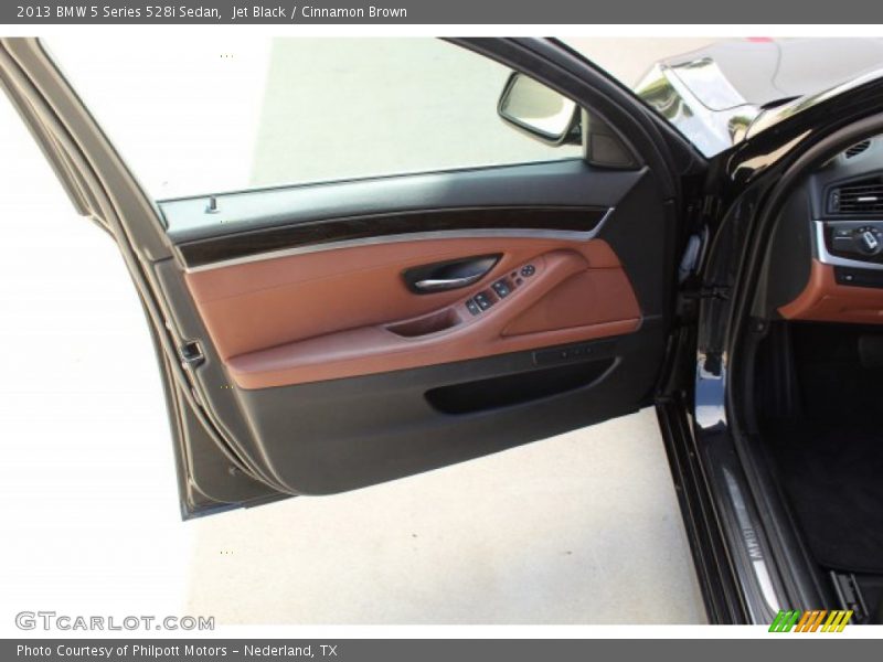 Jet Black / Cinnamon Brown 2013 BMW 5 Series 528i Sedan