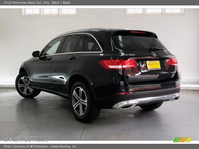 Black / Black 2019 Mercedes-Benz GLC 300