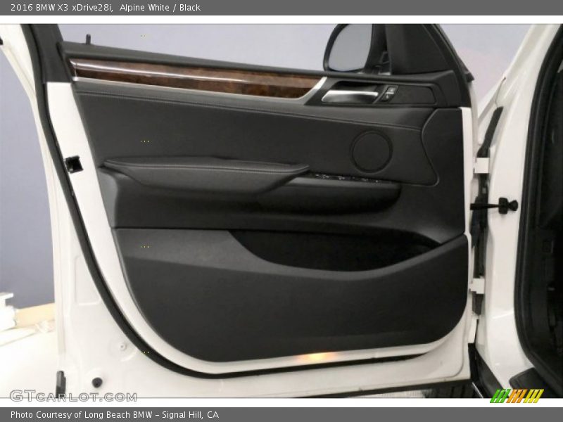 Alpine White / Black 2016 BMW X3 xDrive28i